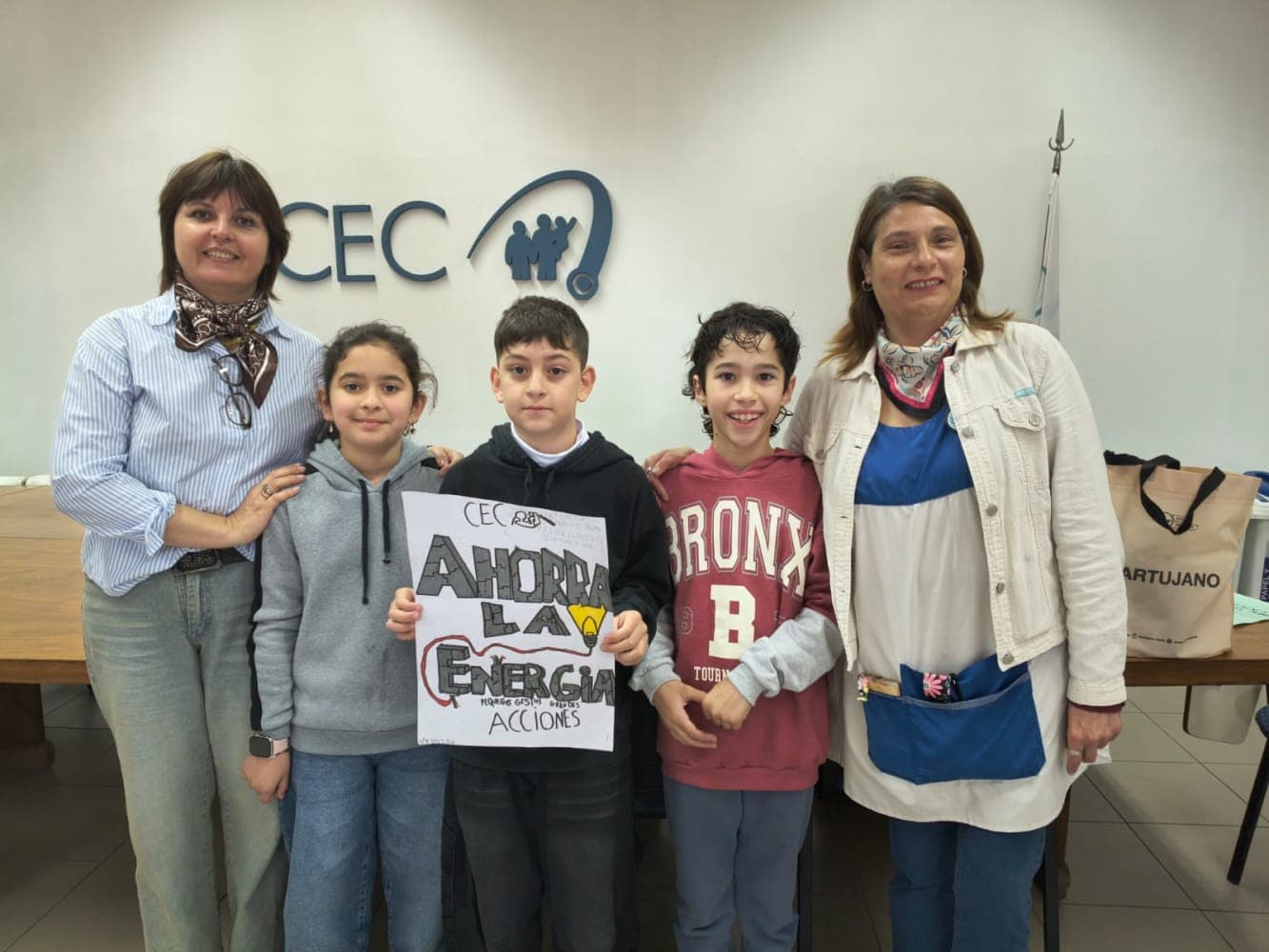 La Escuela N° 22 ganó el concurso de la CEC sobre el cuidado de la energía